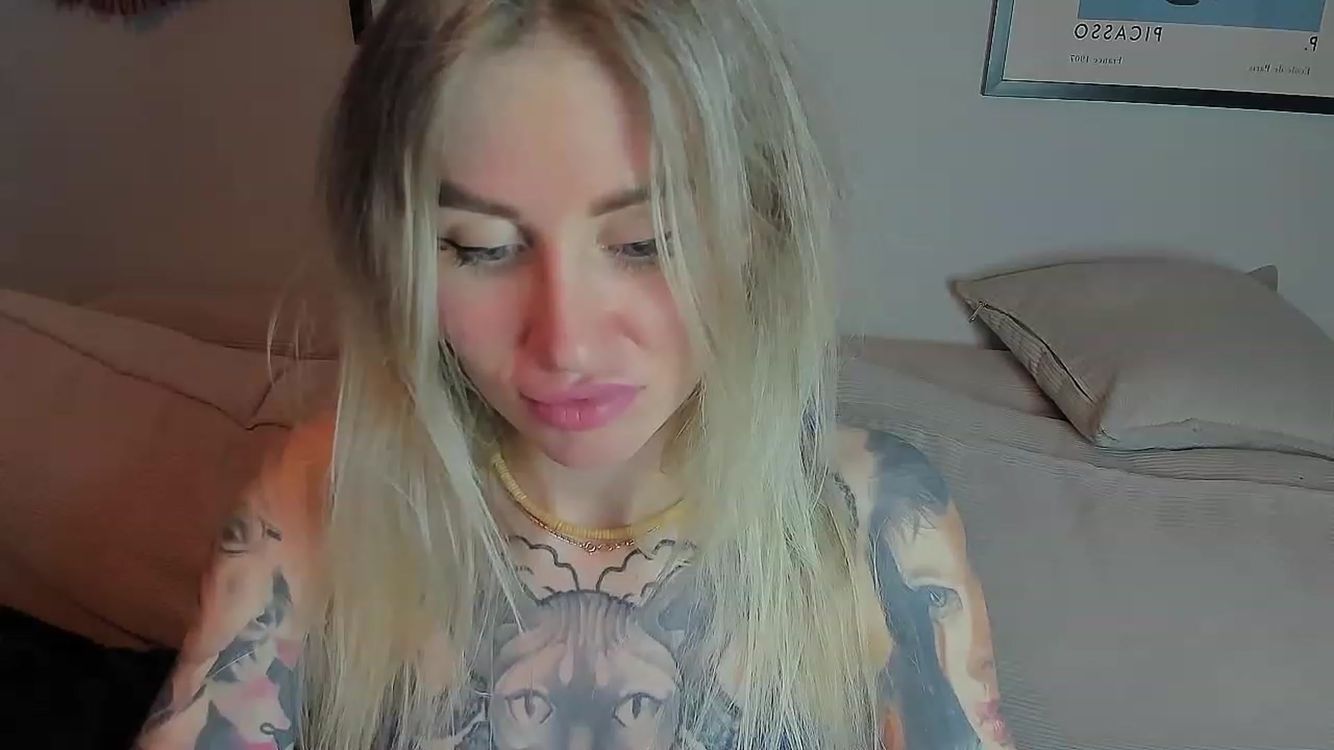 Gallery image thumbnail from Alexa_Smithhh's myfreecams stream on, 06/12/2023, 18:01 image 19 of 20
