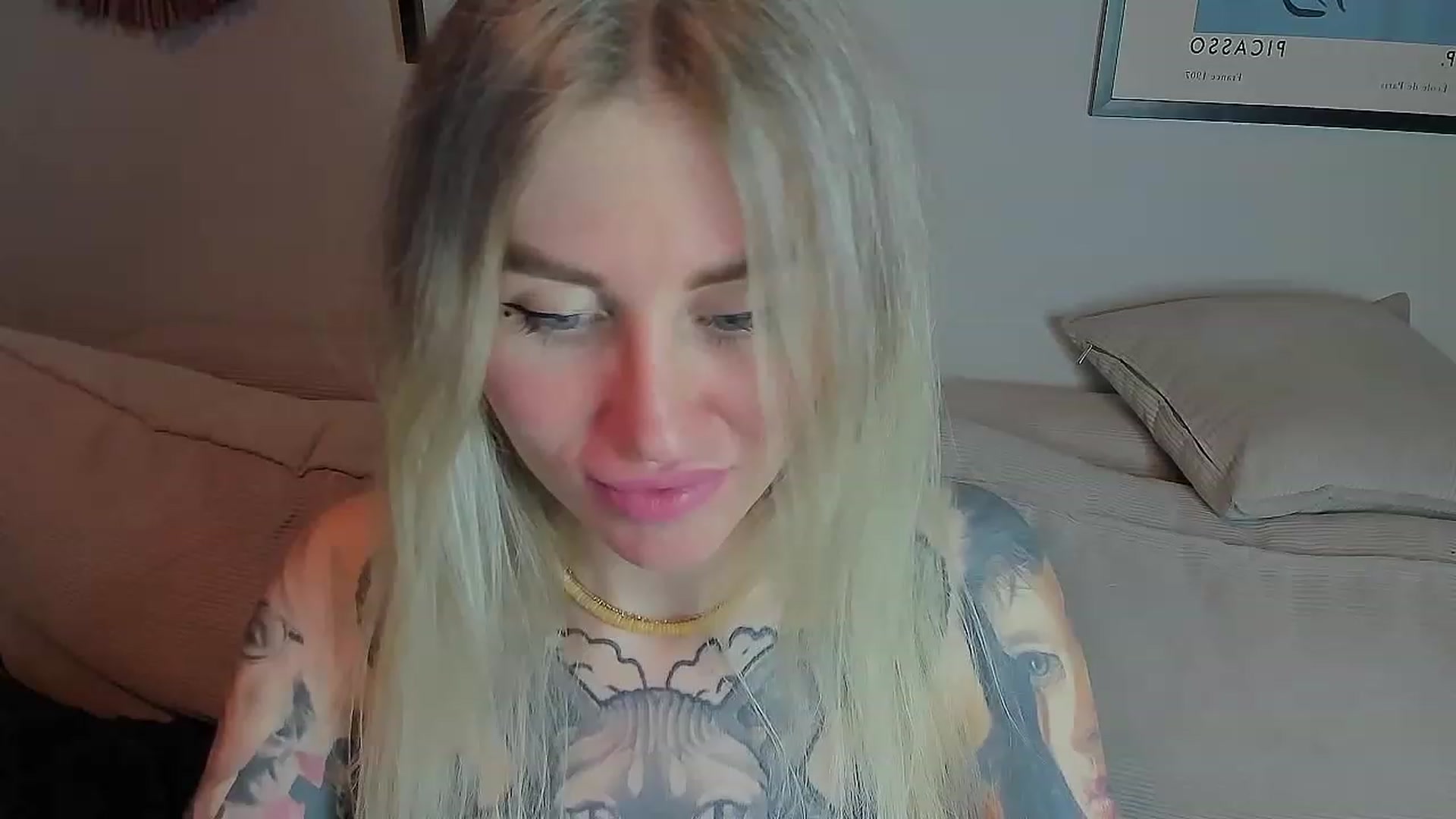 Gallery image thumbnail from Alexa_Smithhh's myfreecams stream on, 06/12/2023, 18:01 image 11 of 20