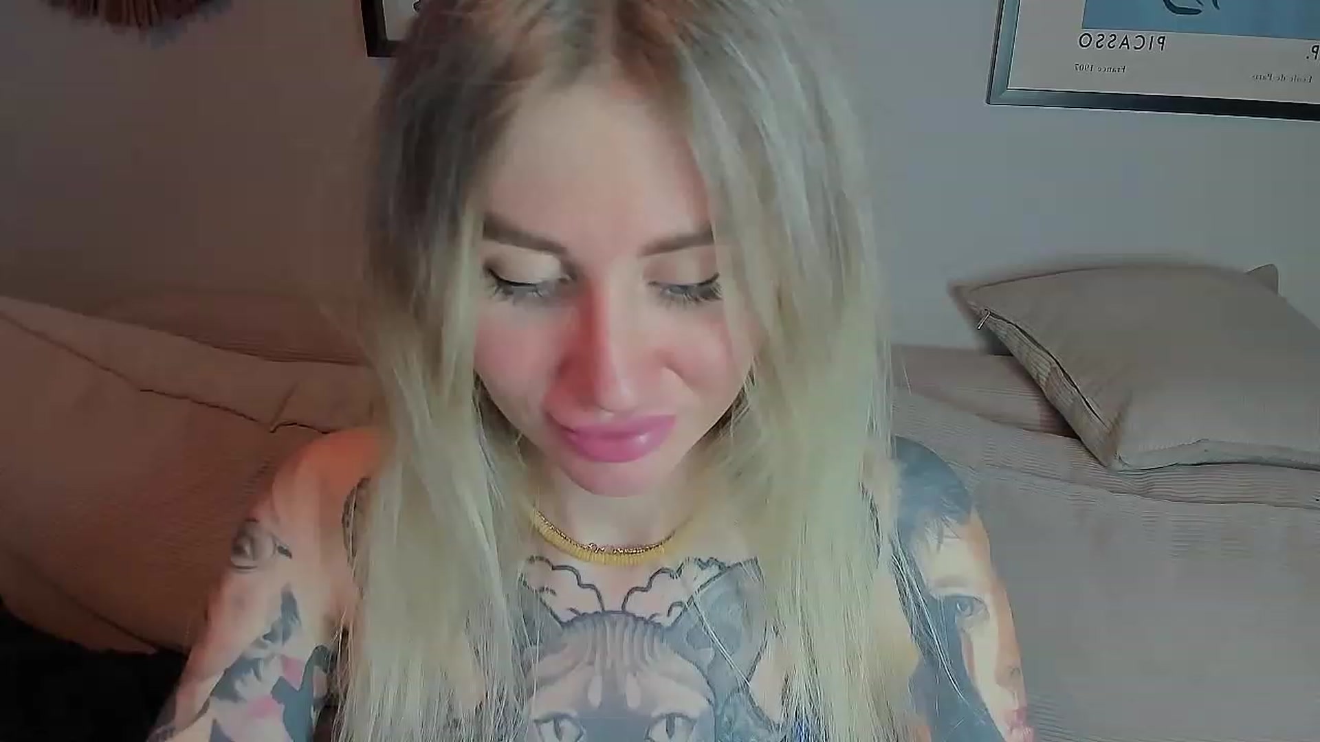Gallery image thumbnail from Alexa_Smithhh's myfreecams stream on, 06/12/2023, 18:01 image 9 of 20