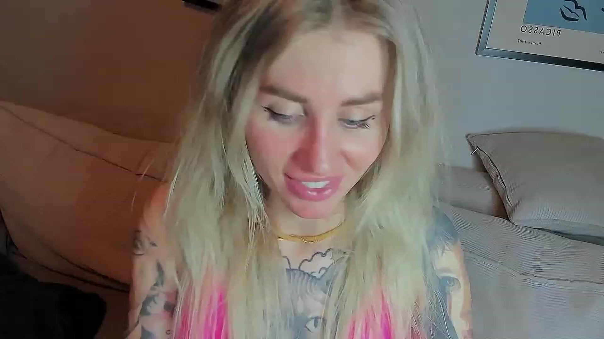 Gallery image thumbnail from Alexa_Smithhh's myfreecams stream on, 06/13/2023, 20:01 image 12 of 20