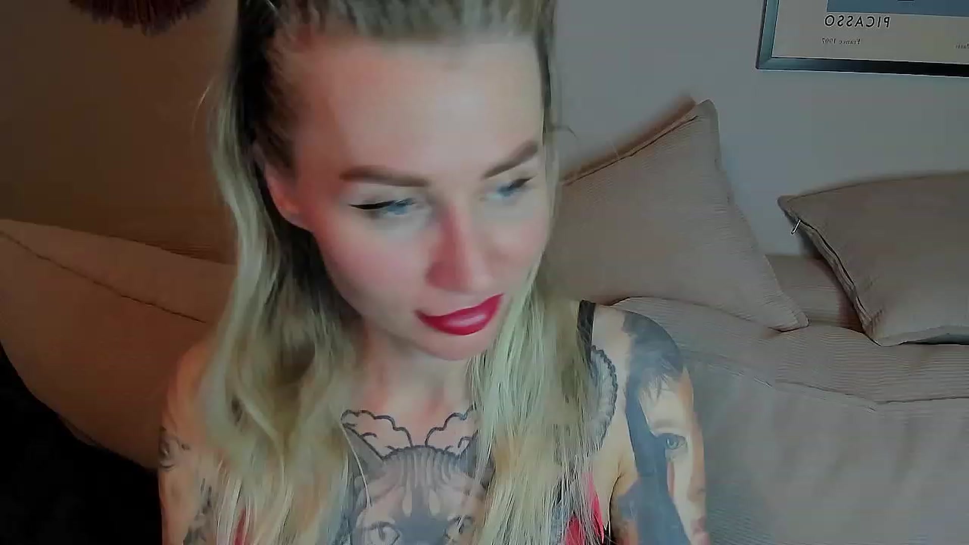 Gallery image thumbnail from Alexa_Smithhh's myfreecams stream on, 06/16/2023, 19:16 image 14 of 20
