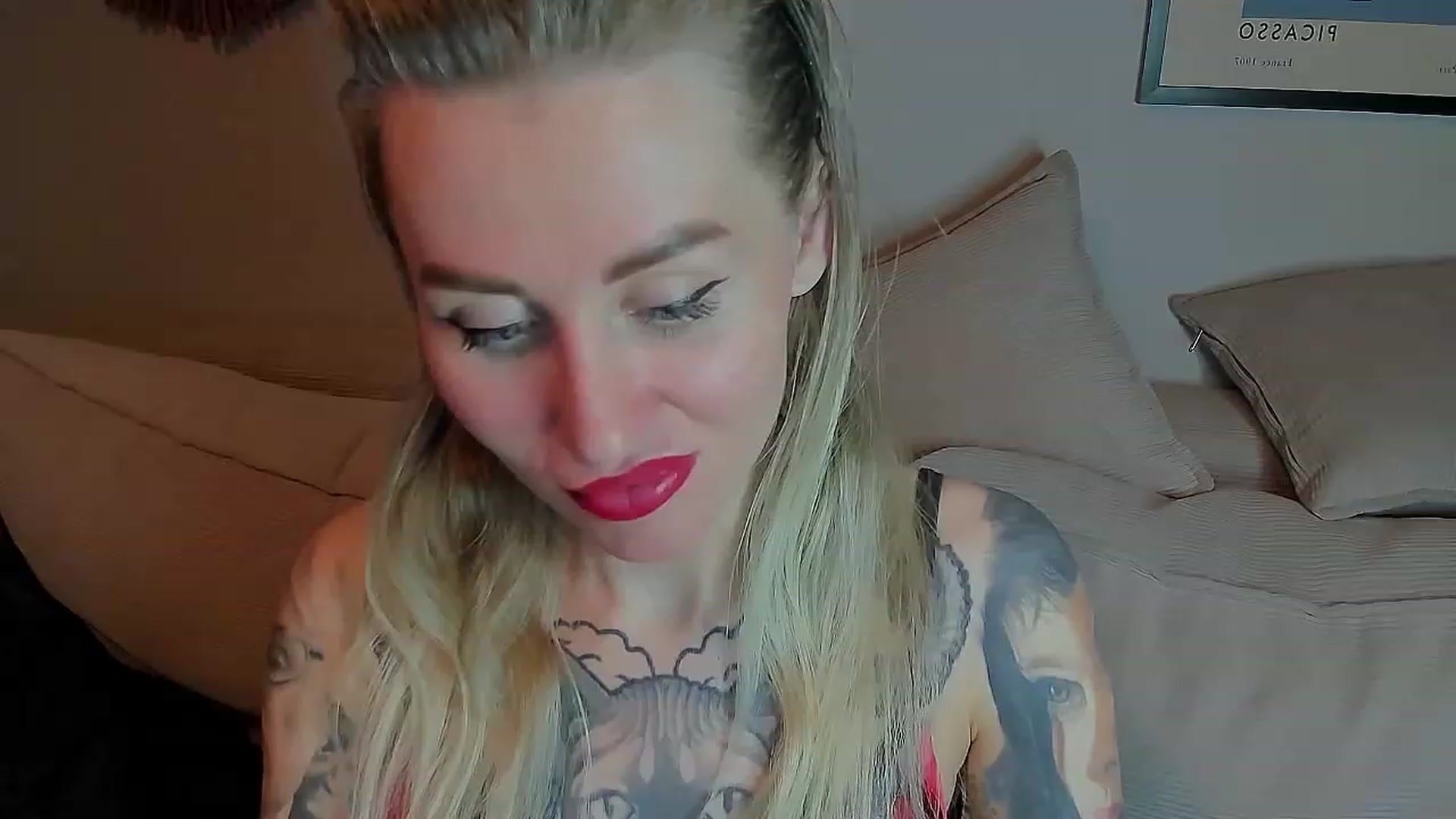Gallery image thumbnail from Alexa_Smithhh's myfreecams stream on, 06/16/2023, 19:16 image 19 of 20