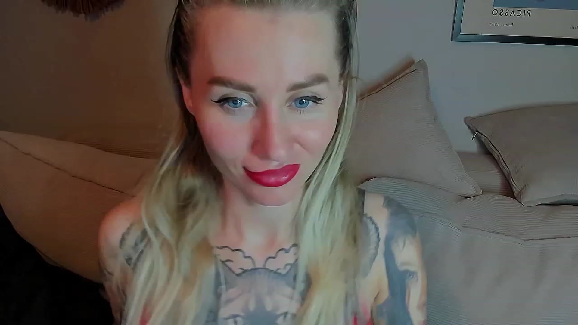 Gallery image thumbnail from Alexa_Smithhh's myfreecams stream on, 06/16/2023, 19:16 image 17 of 20