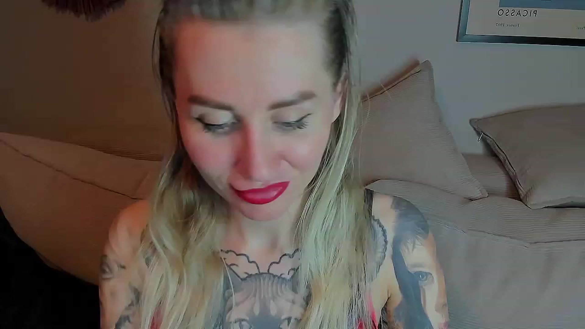 Gallery image thumbnail from Alexa_Smithhh's myfreecams stream on, 06/16/2023, 19:16 image 15 of 20