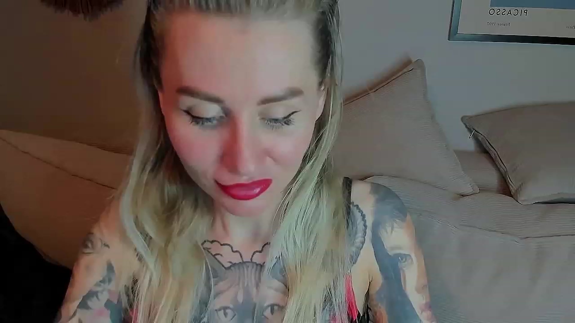 Gallery image thumbnail from Alexa_Smithhh's myfreecams stream on, 06/16/2023, 19:16 image 4 of 20