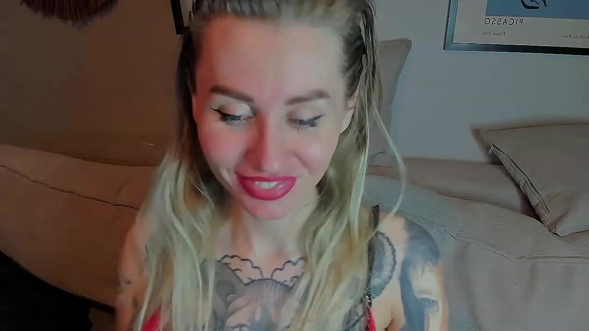 Gallery image thumbnail from Alexa_Smithhh's myfreecams stream on, 06/16/2023, 21:07 image 12 of 20