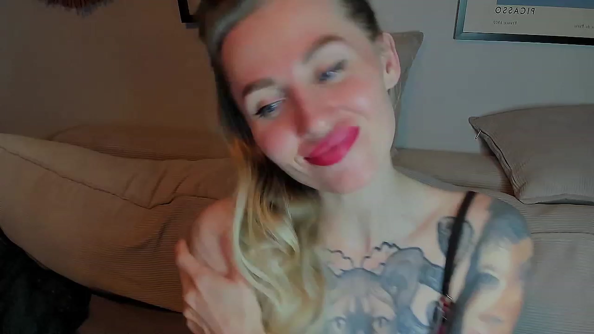 Gallery image thumbnail from Alexa_Smithhh's myfreecams stream on, 06/16/2023, 21:07 image 5 of 20