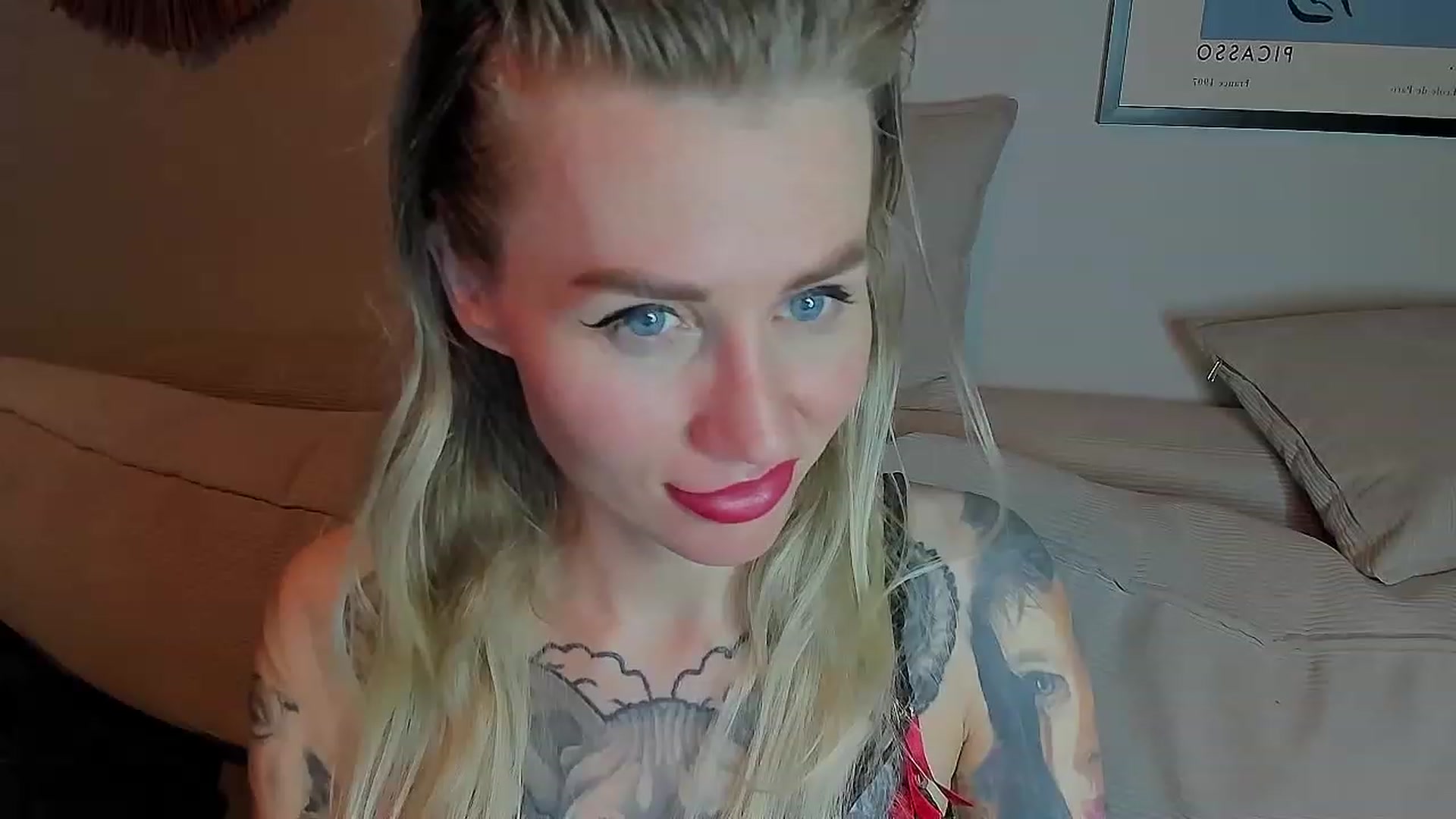 Gallery image thumbnail from Alexa_Smithhh's myfreecams stream on, 06/16/2023, 21:07 image 10 of 20