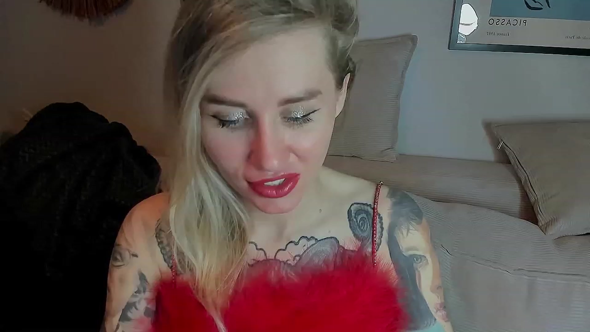 Gallery image thumbnail from Alexa_Smithhh's myfreecams stream on, 06/19/2023, 19:29 image 4 of 20