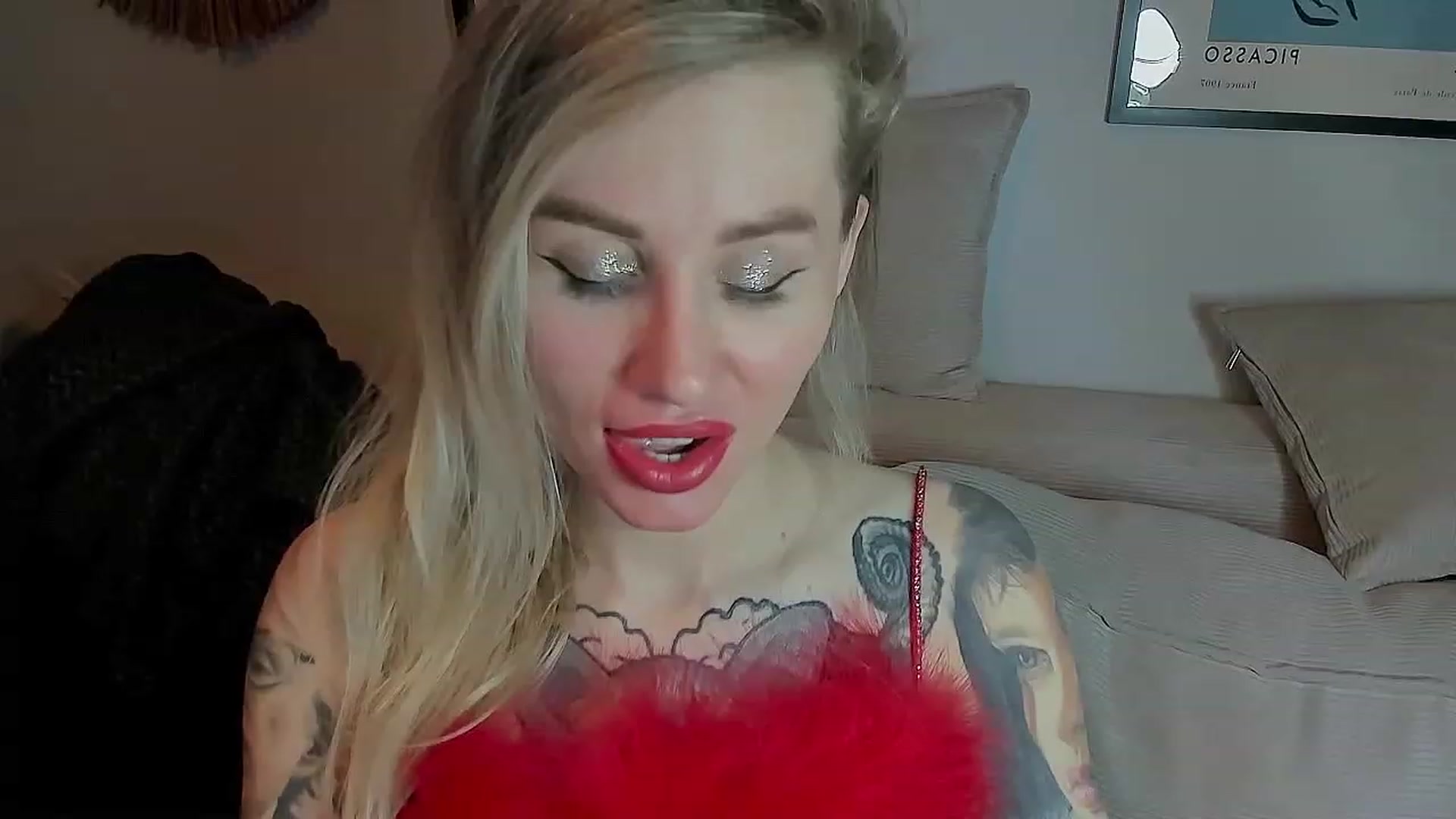 Gallery image thumbnail from Alexa_Smithhh's myfreecams stream on, 06/19/2023, 19:29 image 3 of 20