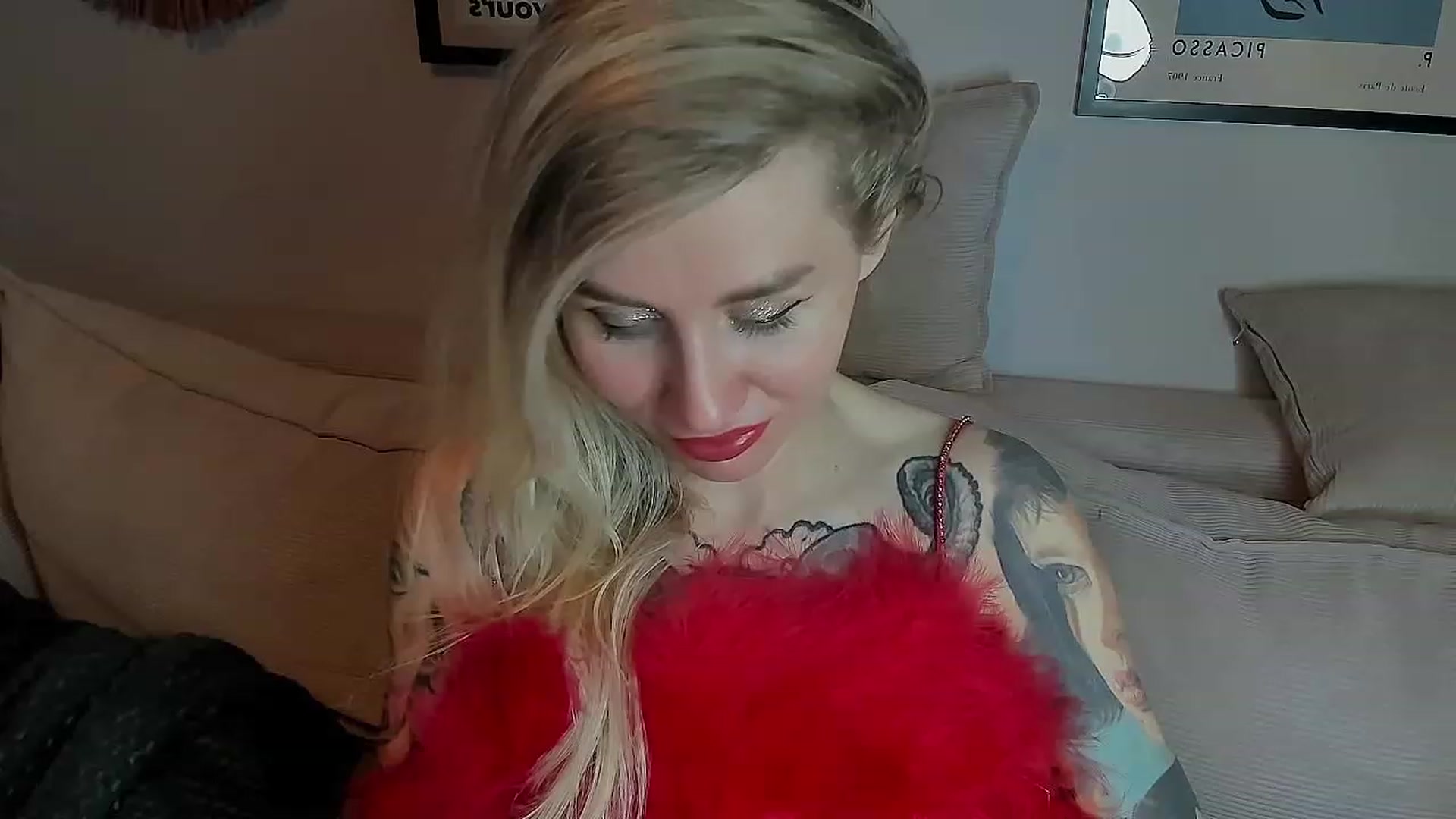 Gallery image thumbnail from Alexa_Smithhh's myfreecams stream on, 06/19/2023, 19:29 image 12 of 20
