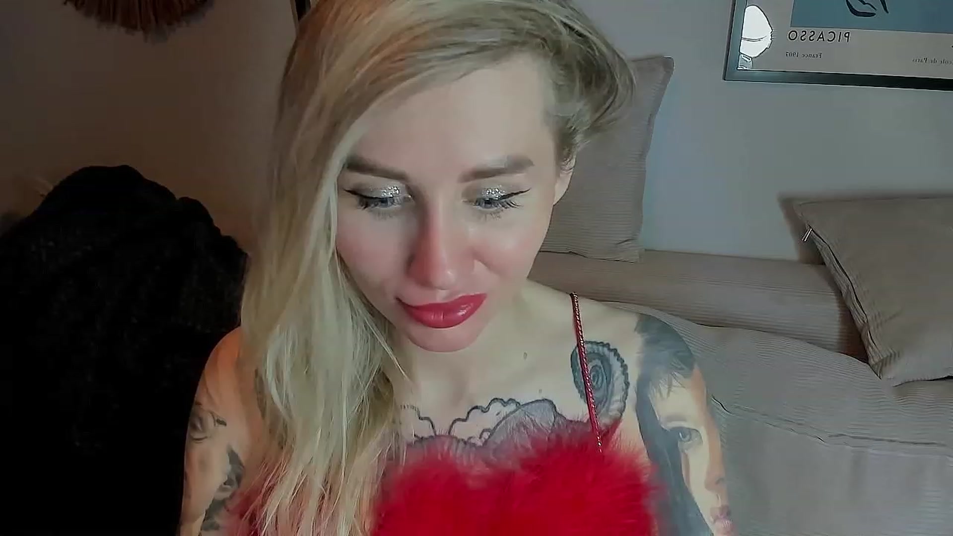 Gallery image thumbnail from Alexa_Smithhh's myfreecams stream on, 06/19/2023, 19:29 image 7 of 20