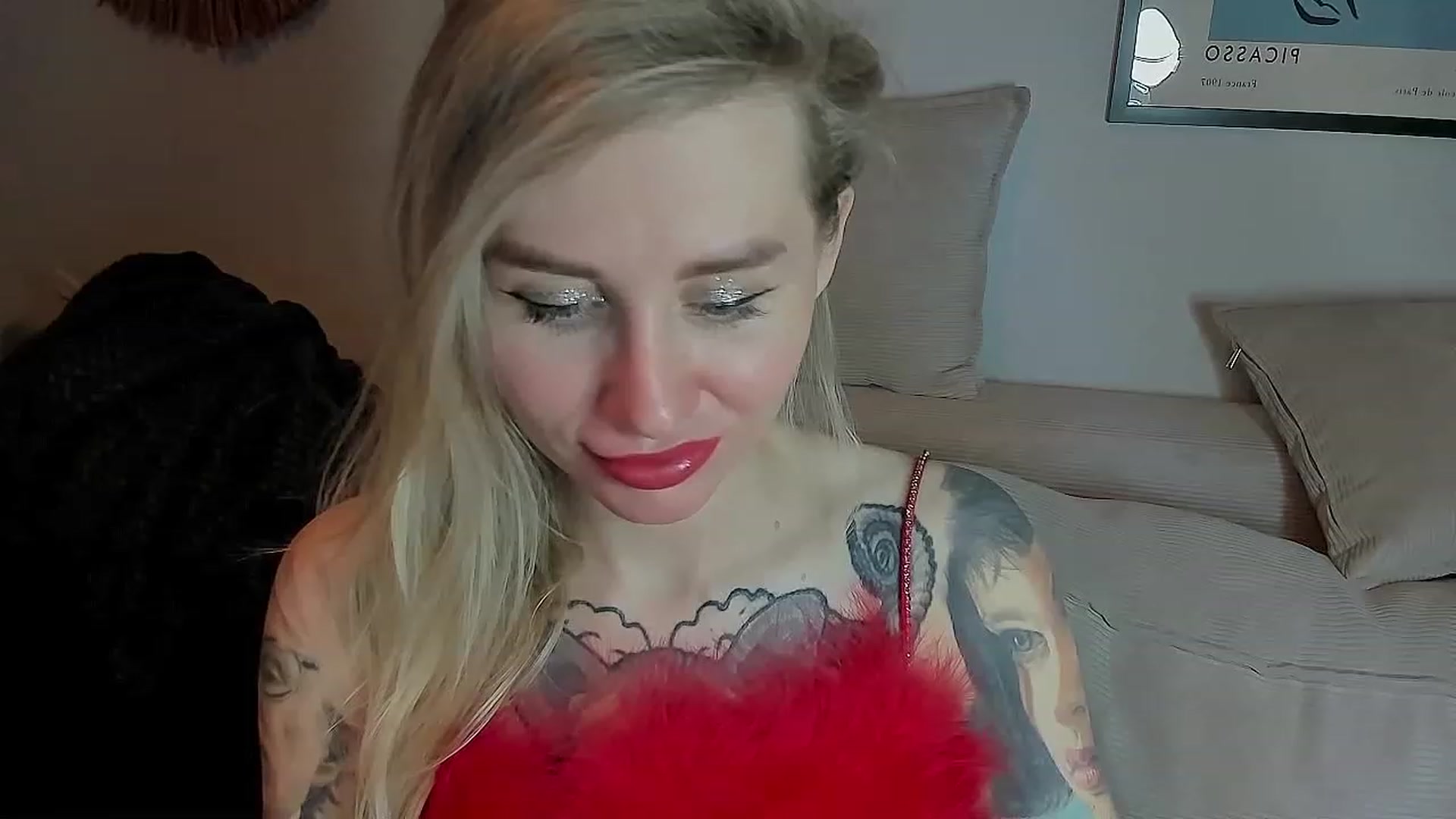 Gallery image thumbnail from Alexa_Smithhh's myfreecams stream on, 06/19/2023, 19:29 image 2 of 20