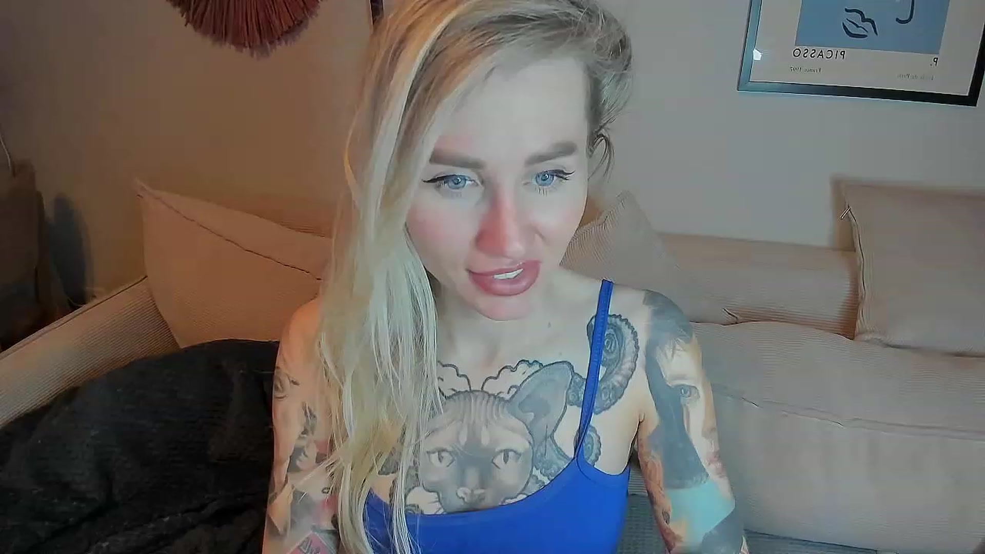 Gallery image thumbnail from Alexa_Smithhh's myfreecams stream on, 06/20/2023, 19:44 image 8 of 20