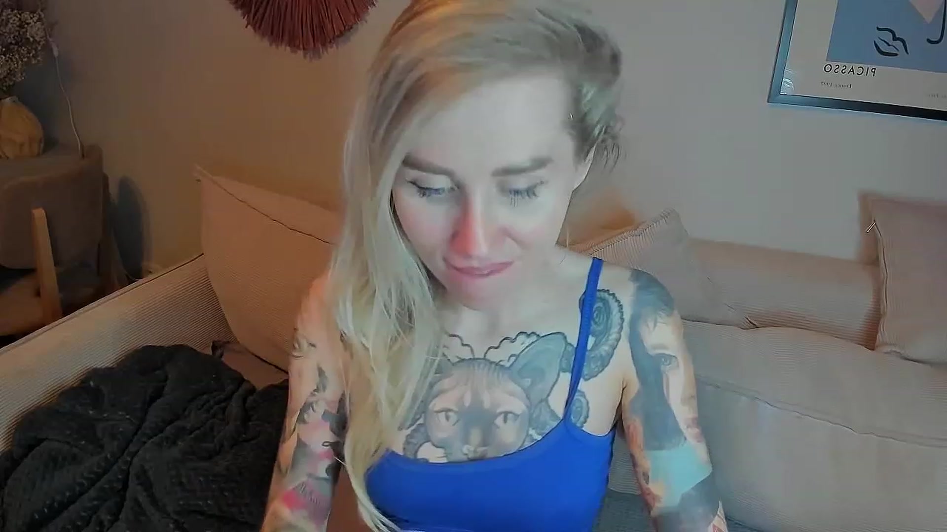 Gallery image thumbnail from Alexa_Smithhh's myfreecams stream on, 06/20/2023, 21:18 image 17 of 20
