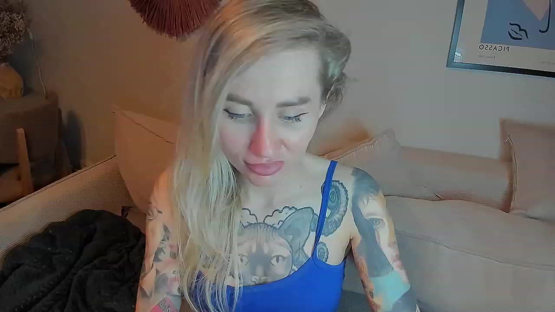 Gallery image thumbnail from Alexa_Smithhh's myfreecams stream on, 06/20/2023, 21:18 image 10 of 20