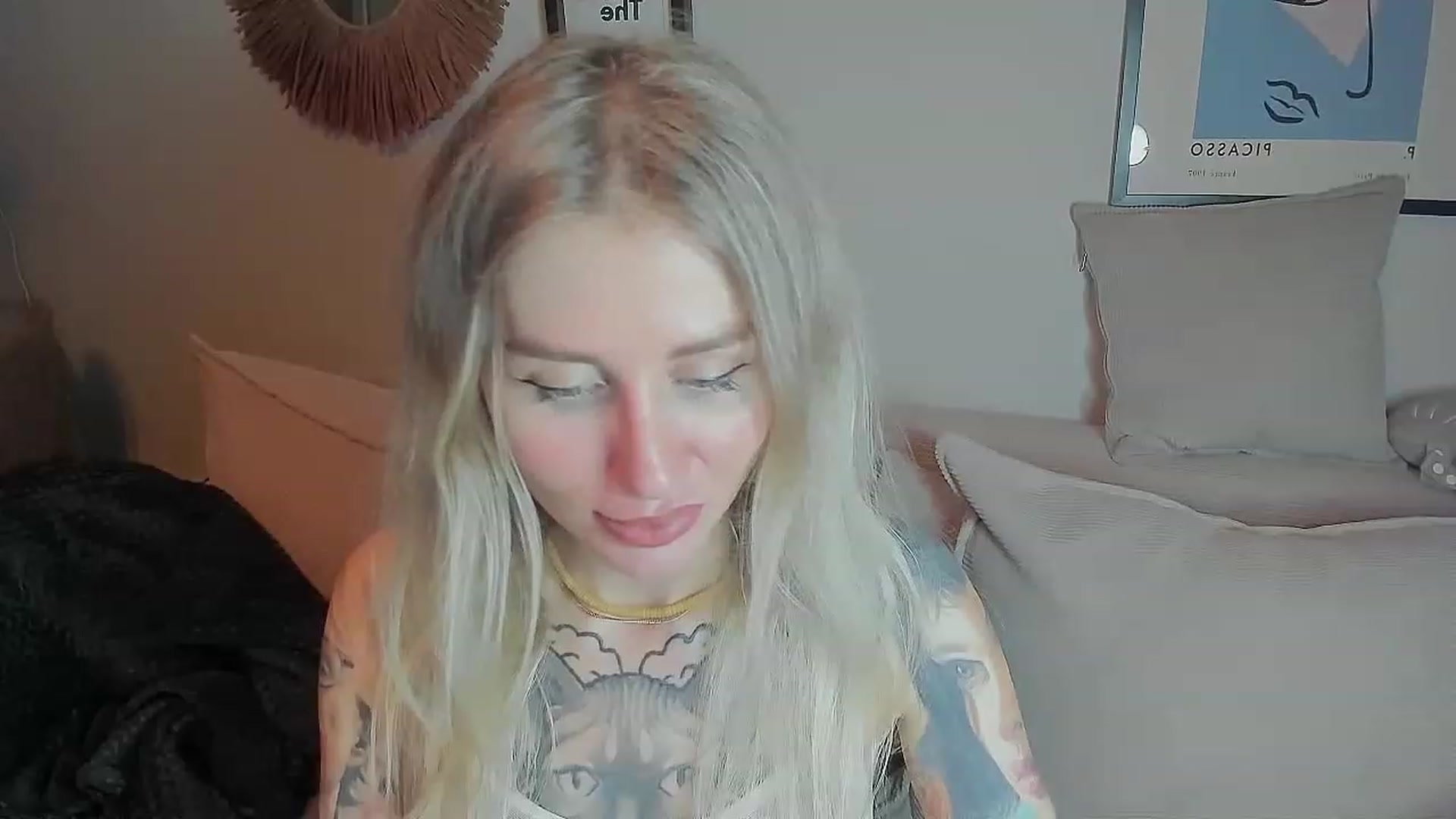 Gallery image thumbnail from Alexa_Smithhh's myfreecams stream on, 06/22/2023, 20:00 image 8 of 20