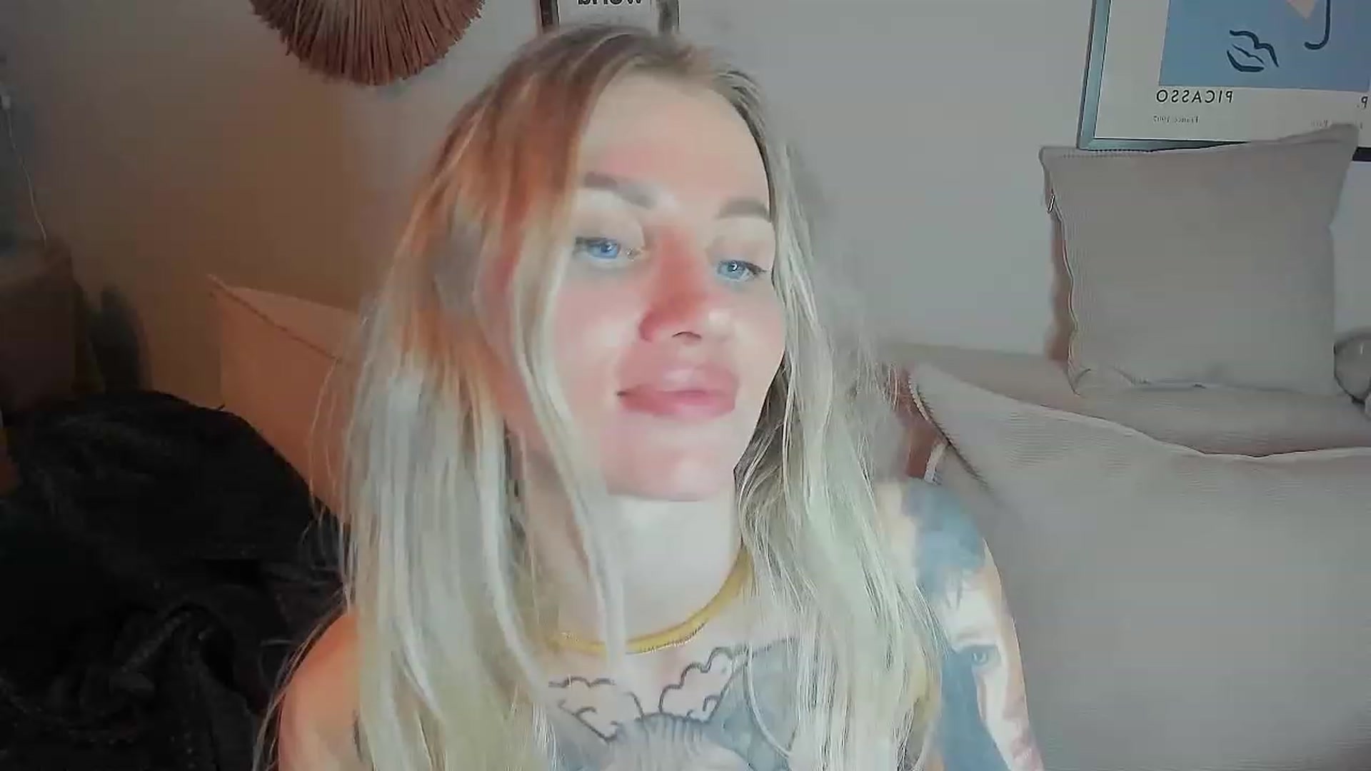 Gallery image thumbnail from Alexa_Smithhh's myfreecams stream on, 06/22/2023, 20:00 image 12 of 20
