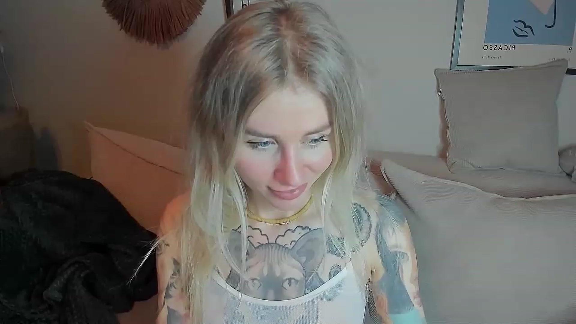 Gallery image thumbnail from Alexa_Smithhh's myfreecams stream on, 06/22/2023, 20:00 image 11 of 20