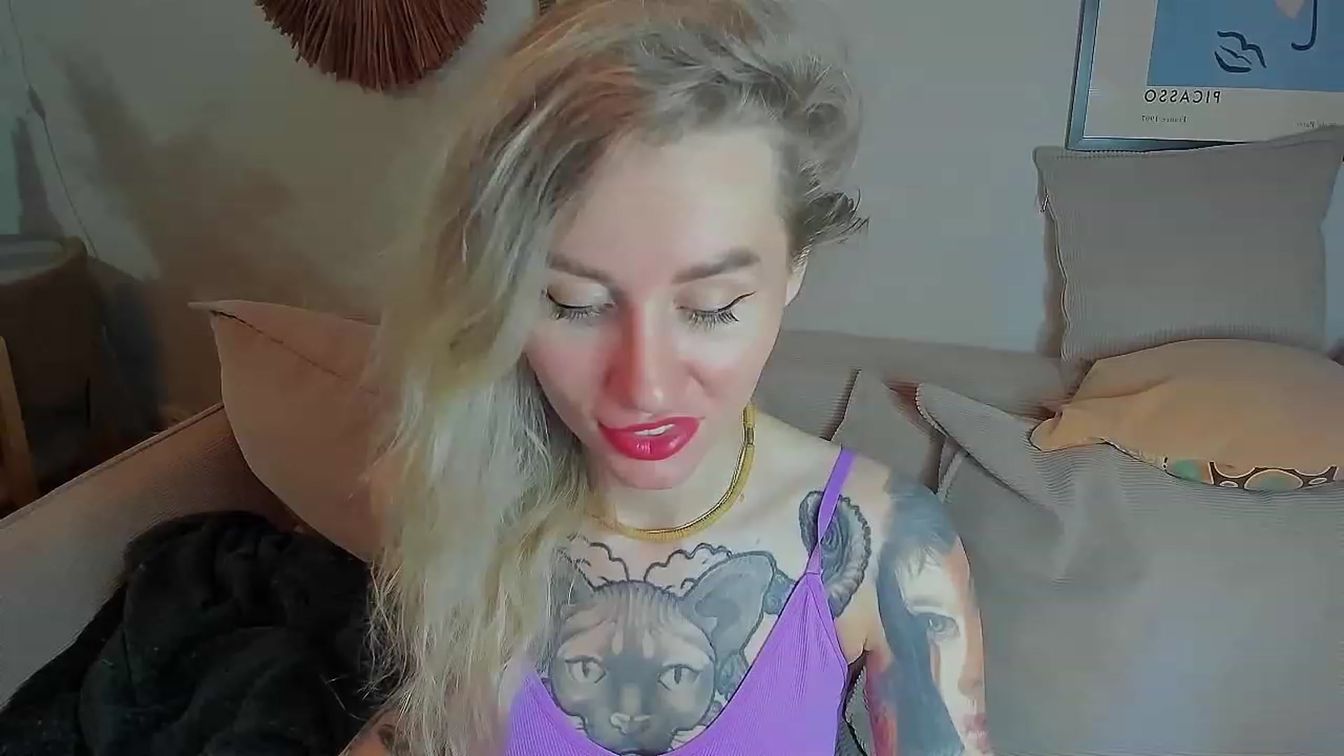 Gallery image thumbnail from Alexa_Smithhh's myfreecams stream on, 06/25/2023, 19:08 image 8 of 20