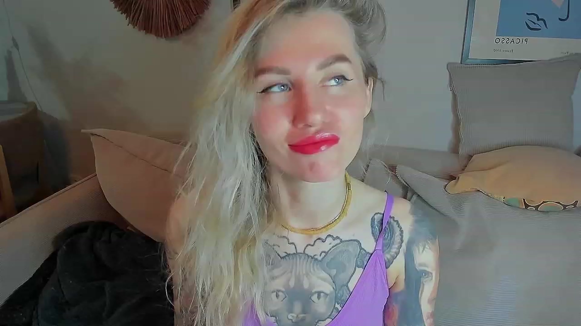 Gallery image thumbnail from Alexa_Smithhh's myfreecams stream on, 06/25/2023, 19:08 image 4 of 20