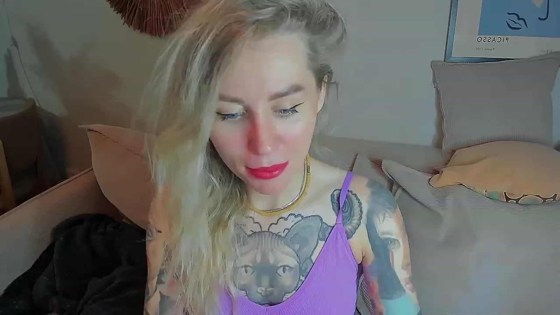 Gallery image thumbnail from Alexa_Smithhh's myfreecams stream on, 06/25/2023, 19:08 image 5 of 20