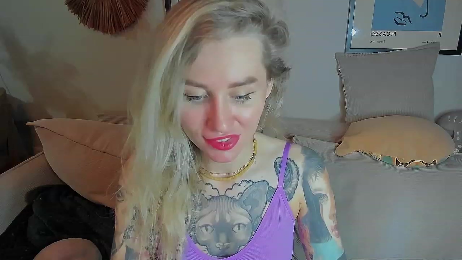 Gallery image thumbnail from Alexa_Smithhh's myfreecams stream on, 06/25/2023, 19:08 image 15 of 20