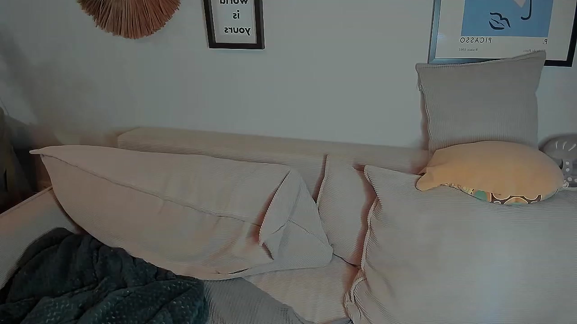 Gallery image thumbnail from Alexa_Smithhh's myfreecams stream on, 06/25/2023, 19:48 image 15 of 20