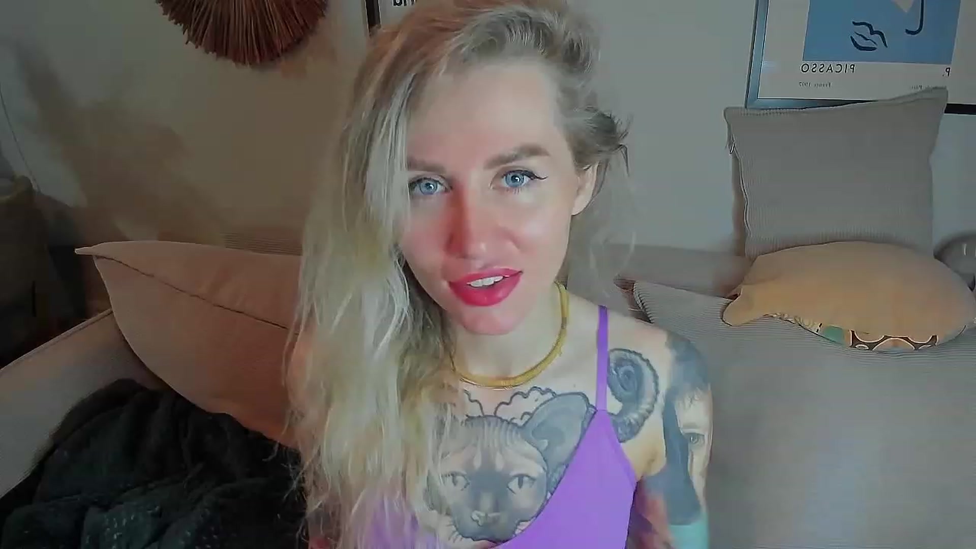 Gallery image thumbnail from Alexa_Smithhh's myfreecams stream on, 06/25/2023, 19:48 image 19 of 20