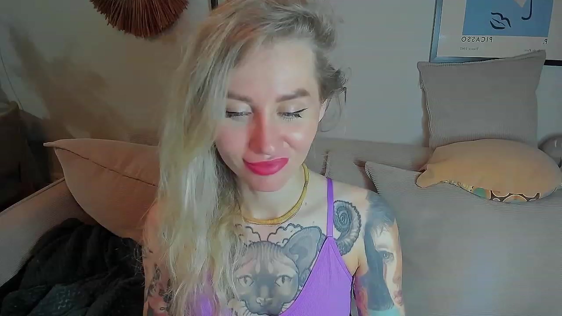 Gallery image thumbnail from Alexa_Smithhh's myfreecams stream on, 06/25/2023, 19:48 image 18 of 20