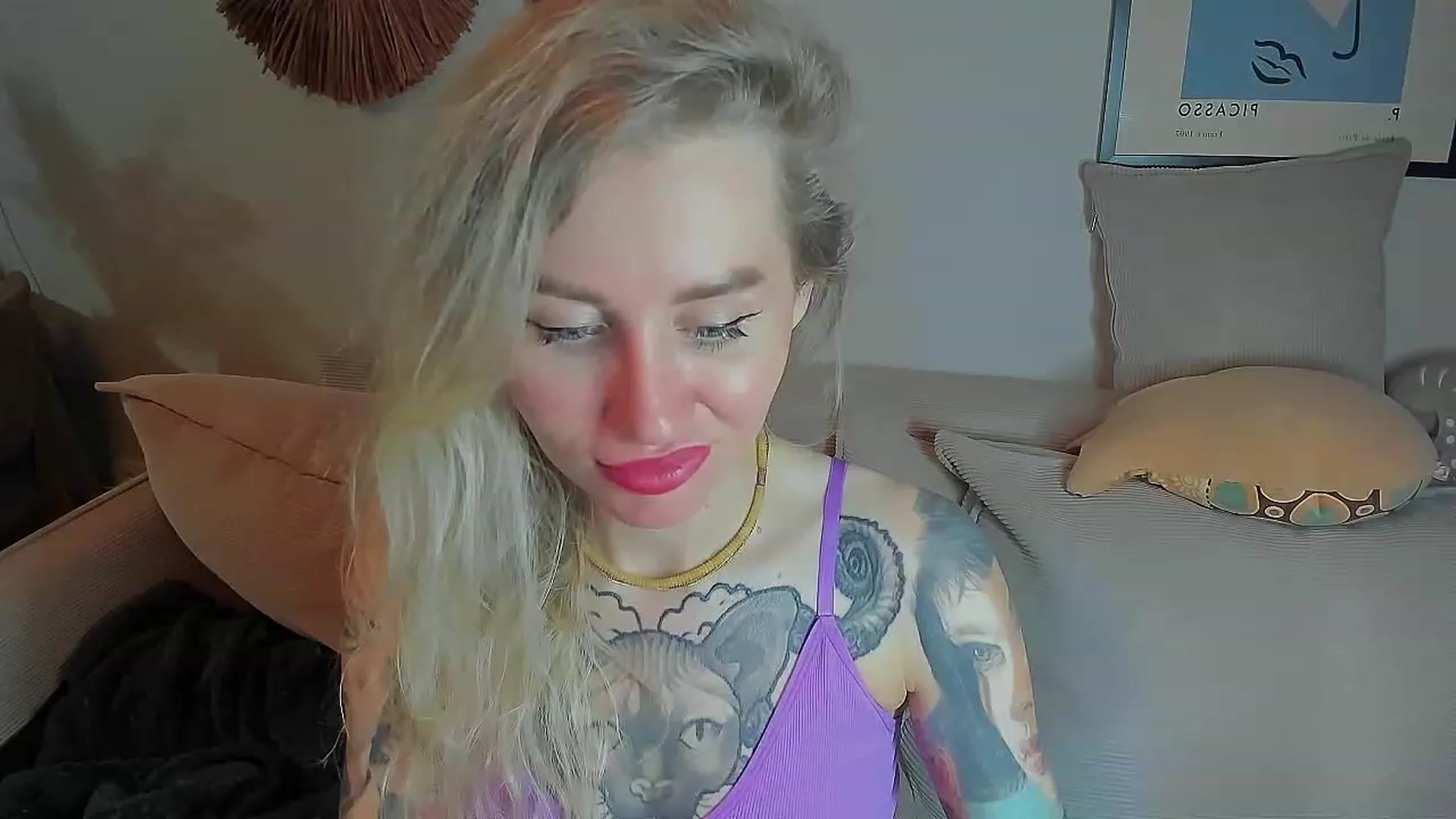 Gallery image thumbnail from Alexa_Smithhh's myfreecams stream on, 06/25/2023, 20:21 image 18 of 20