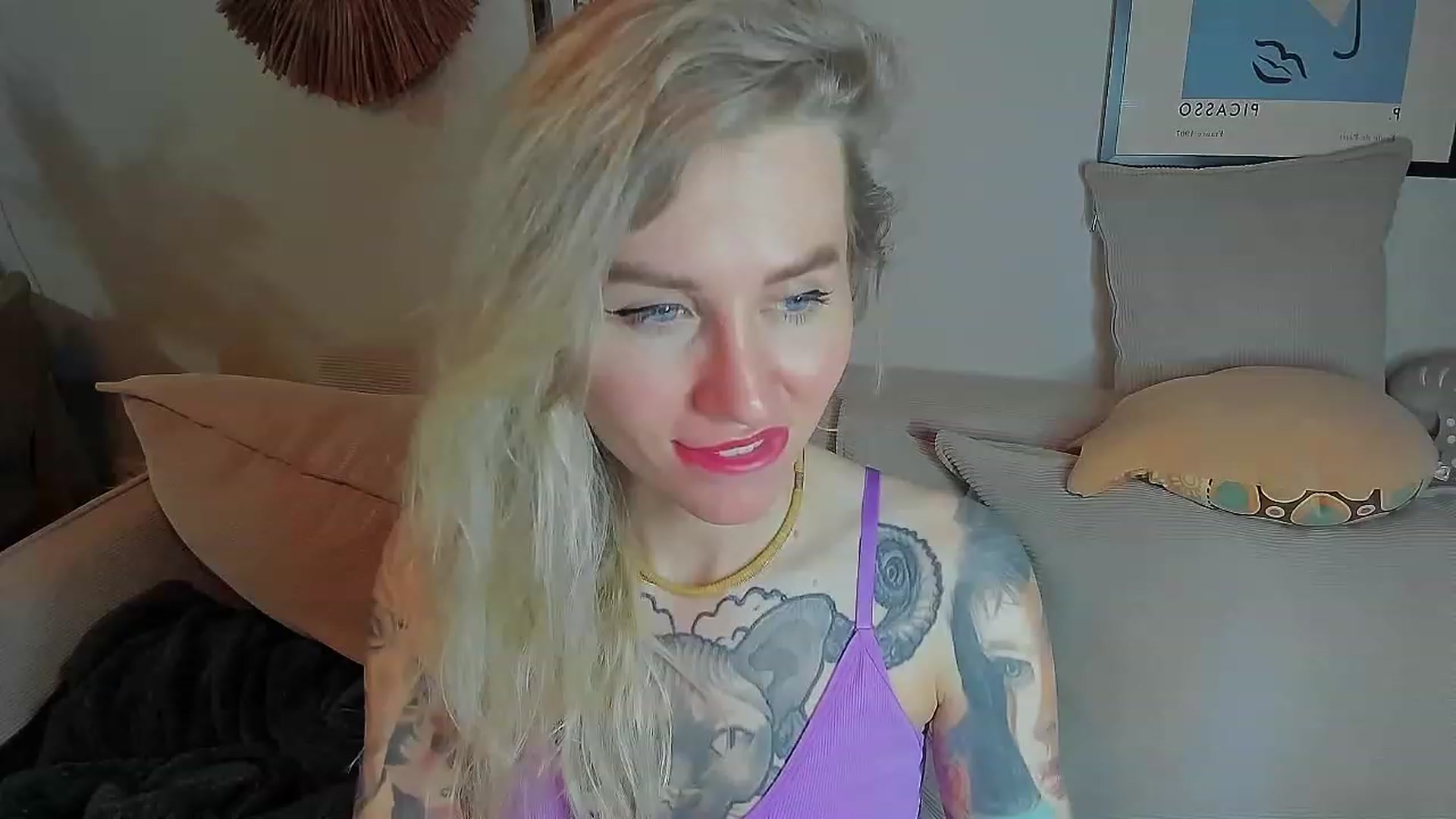 Gallery image thumbnail from Alexa_Smithhh's myfreecams stream on, 06/25/2023, 20:21 image 15 of 20