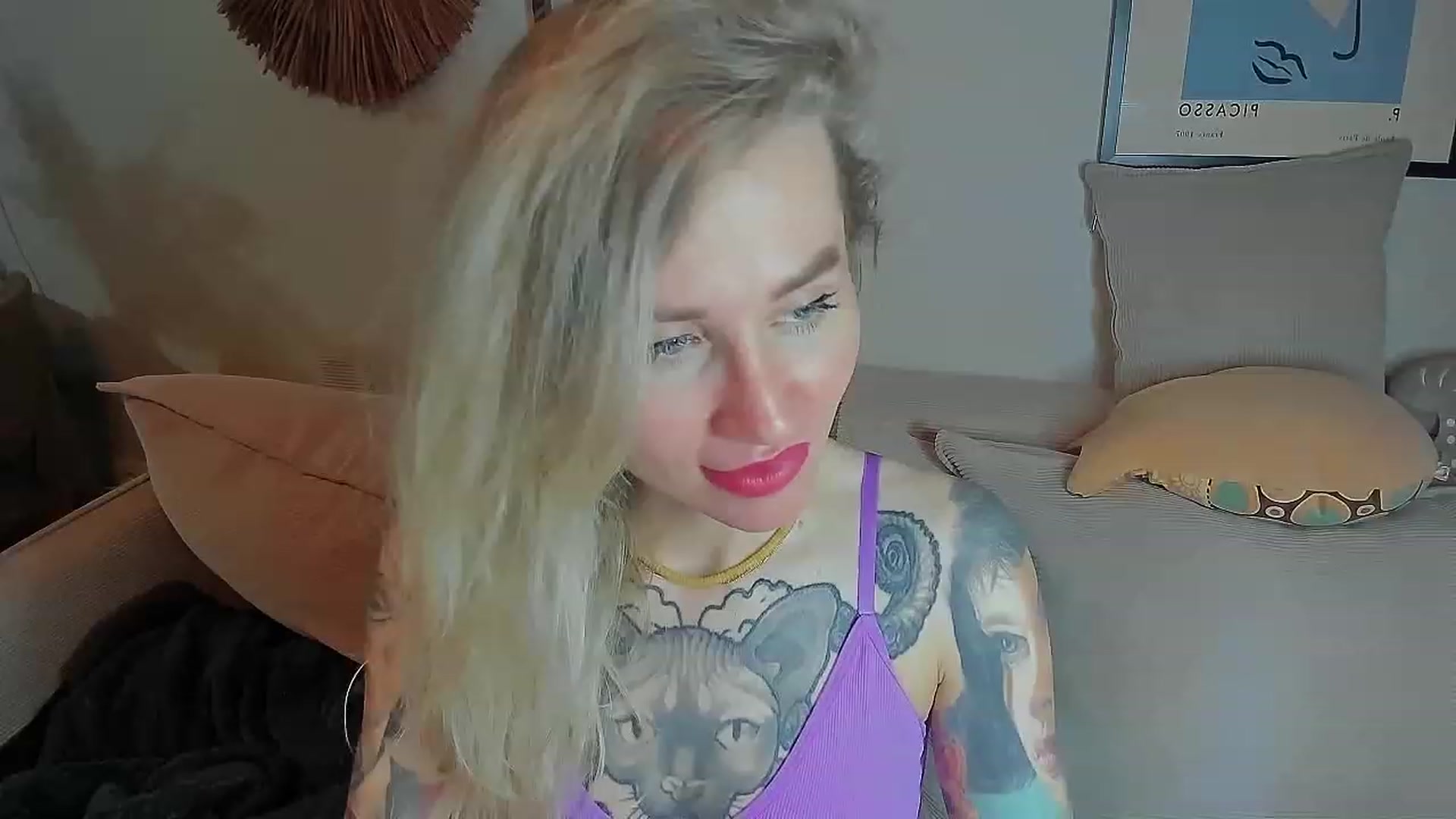 Gallery image thumbnail from Alexa_Smithhh's myfreecams stream on, 06/25/2023, 20:21 image 9 of 20