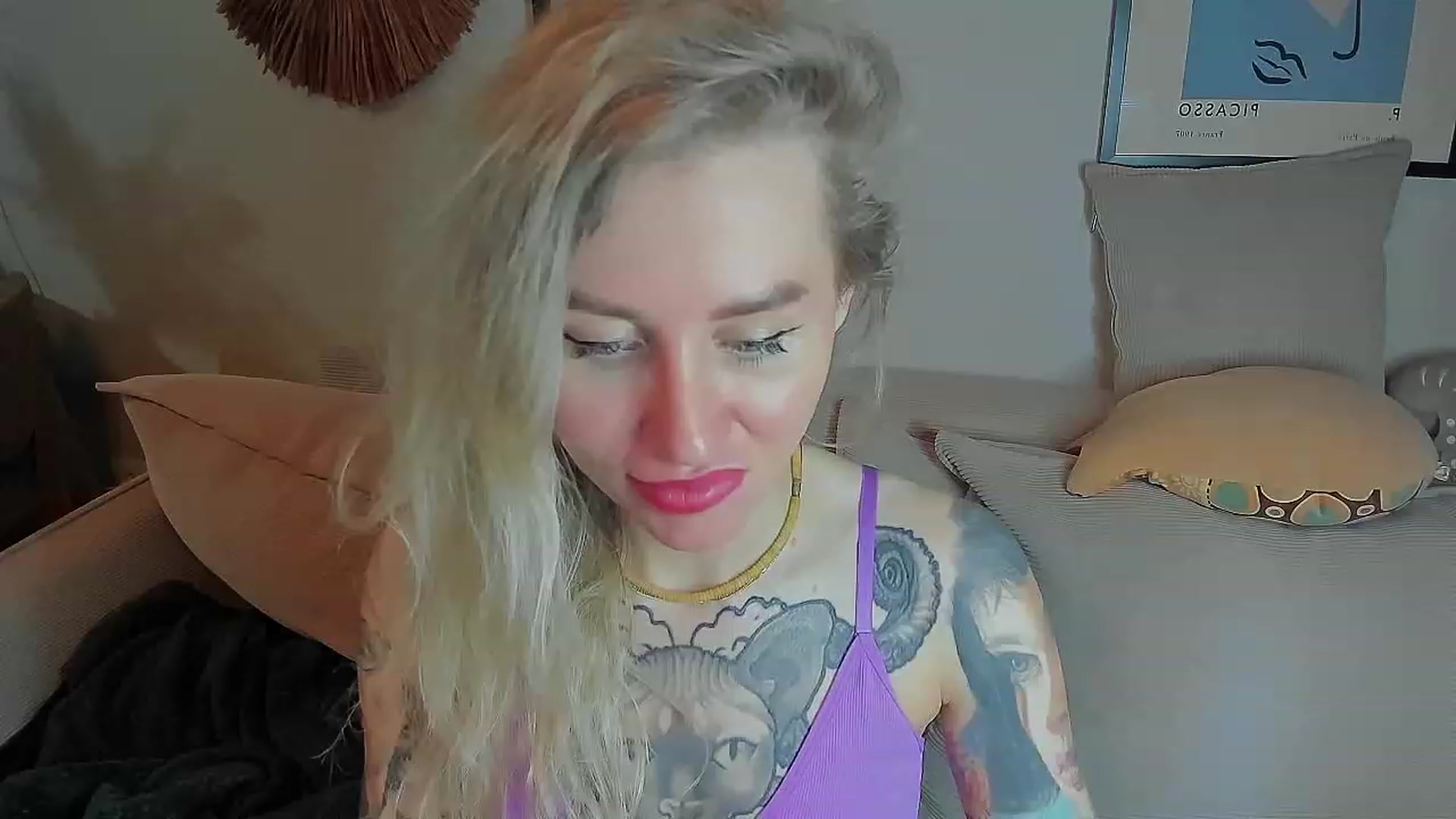 Gallery image thumbnail from Alexa_Smithhh's myfreecams stream on, 06/25/2023, 20:21 image 13 of 20