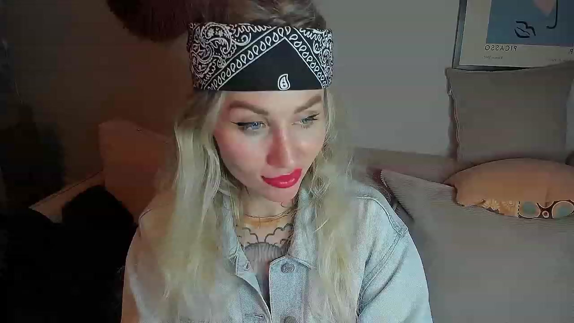 Gallery image thumbnail from Alexa_Smithhh's myfreecams stream on, 06/26/2023, 20:05 image 12 of 20
