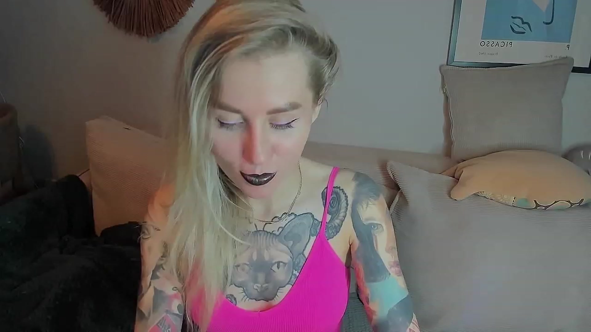 Gallery image thumbnail from Alexa_Smithhh's myfreecams stream on, 06/30/2023, 17:12 image 15 of 20