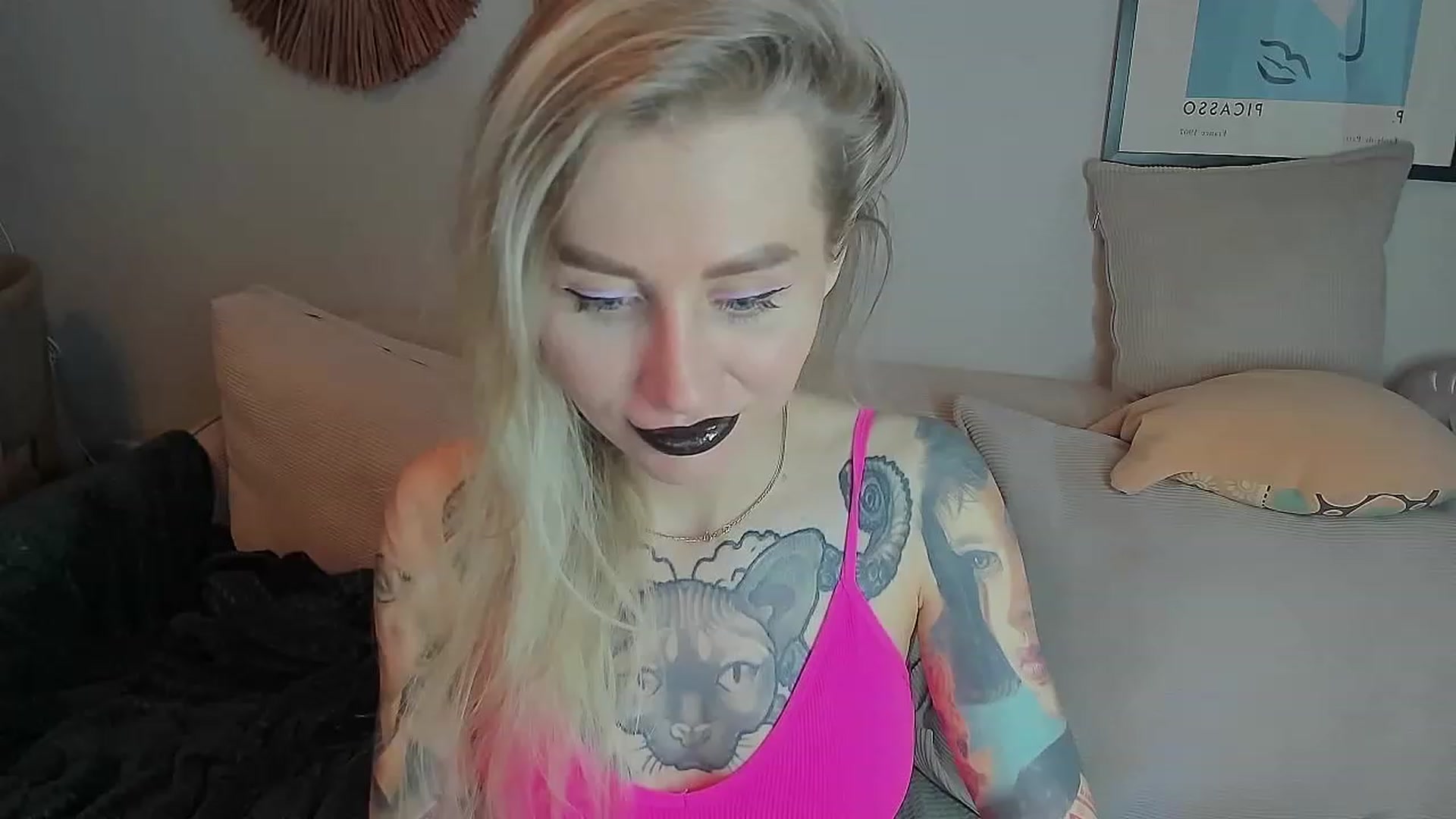 Gallery image thumbnail from Alexa_Smithhh's myfreecams stream on, 06/30/2023, 17:12 image 2 of 20