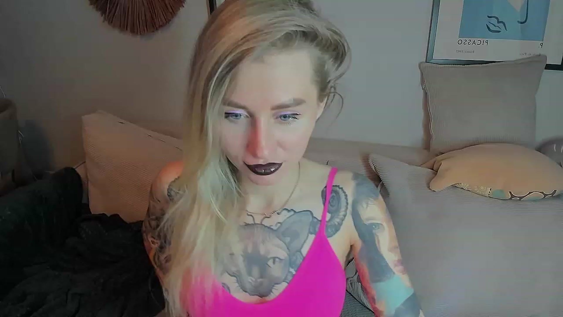 Gallery image thumbnail from Alexa_Smithhh's myfreecams stream on, 06/30/2023, 17:12 image 13 of 20