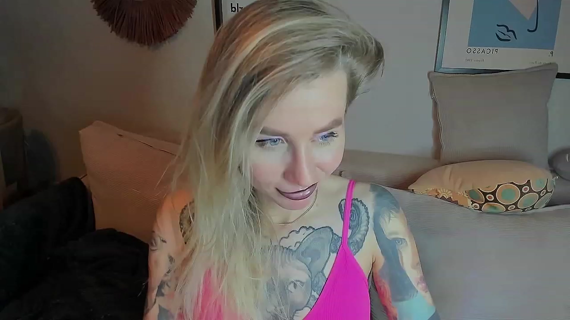 Gallery image thumbnail from Alexa_Smithhh's myfreecams stream on, 06/30/2023, 20:08 image 4 of 20