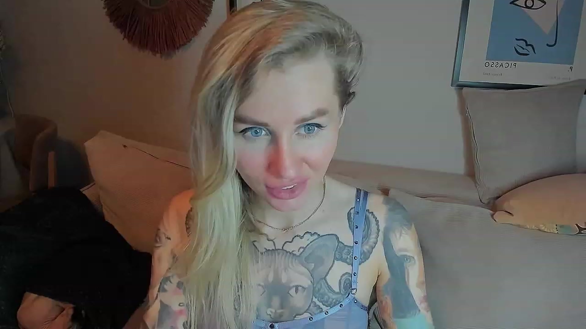 Gallery image thumbnail from Alexa_Smithhh's myfreecams stream on, 07/04/2023, 18:06 image 12 of 20