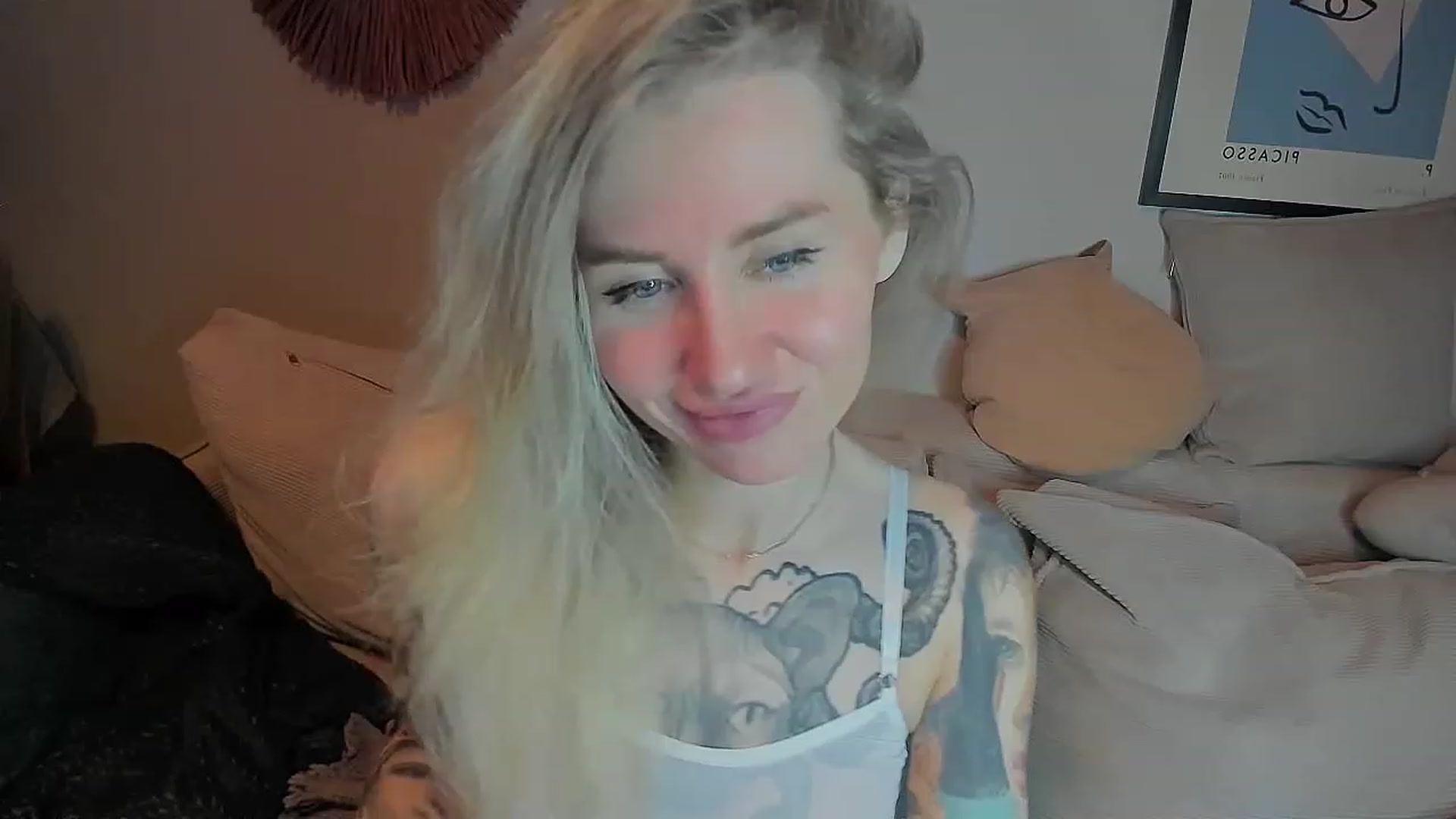 Gallery image thumbnail from Alexa_Smithhh's myfreecams stream on, 07/05/2023, 18:44 image 16 of 20