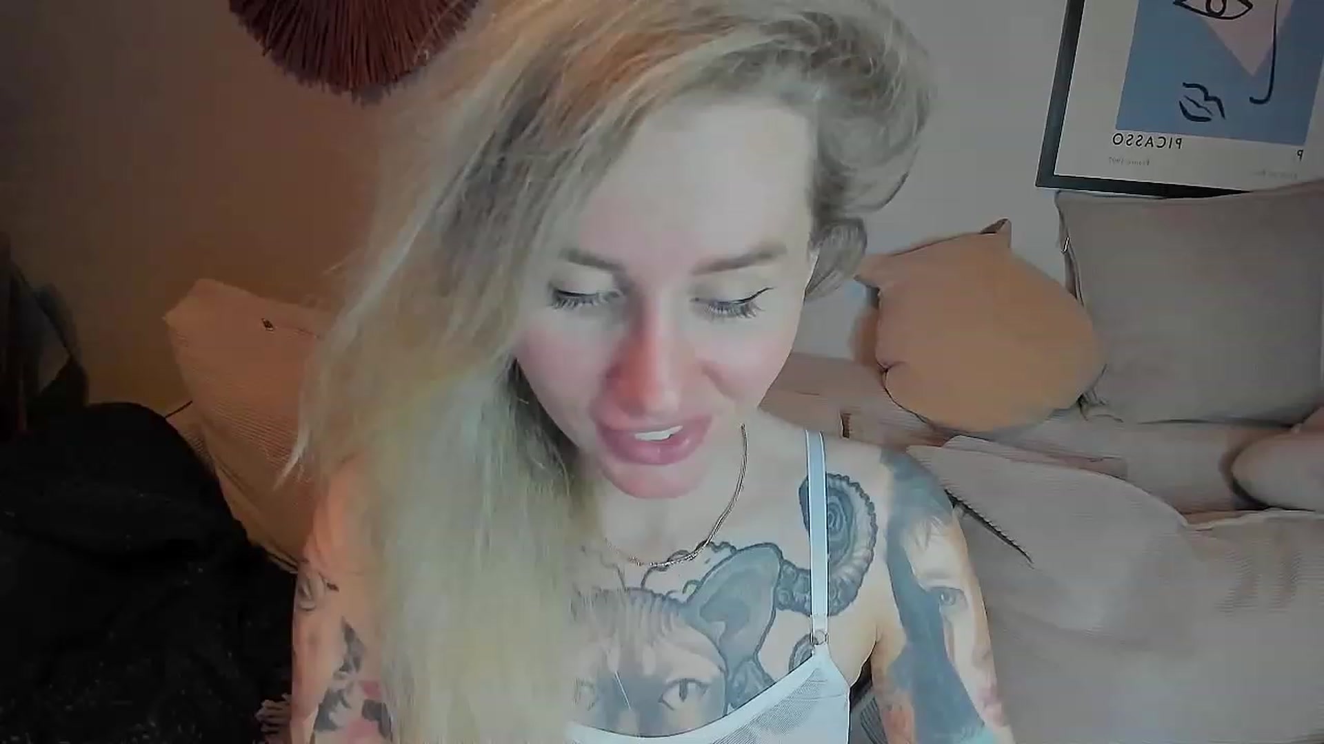 Gallery image thumbnail from Alexa_Smithhh's myfreecams stream on, 07/05/2023, 19:16 image 5 of 20