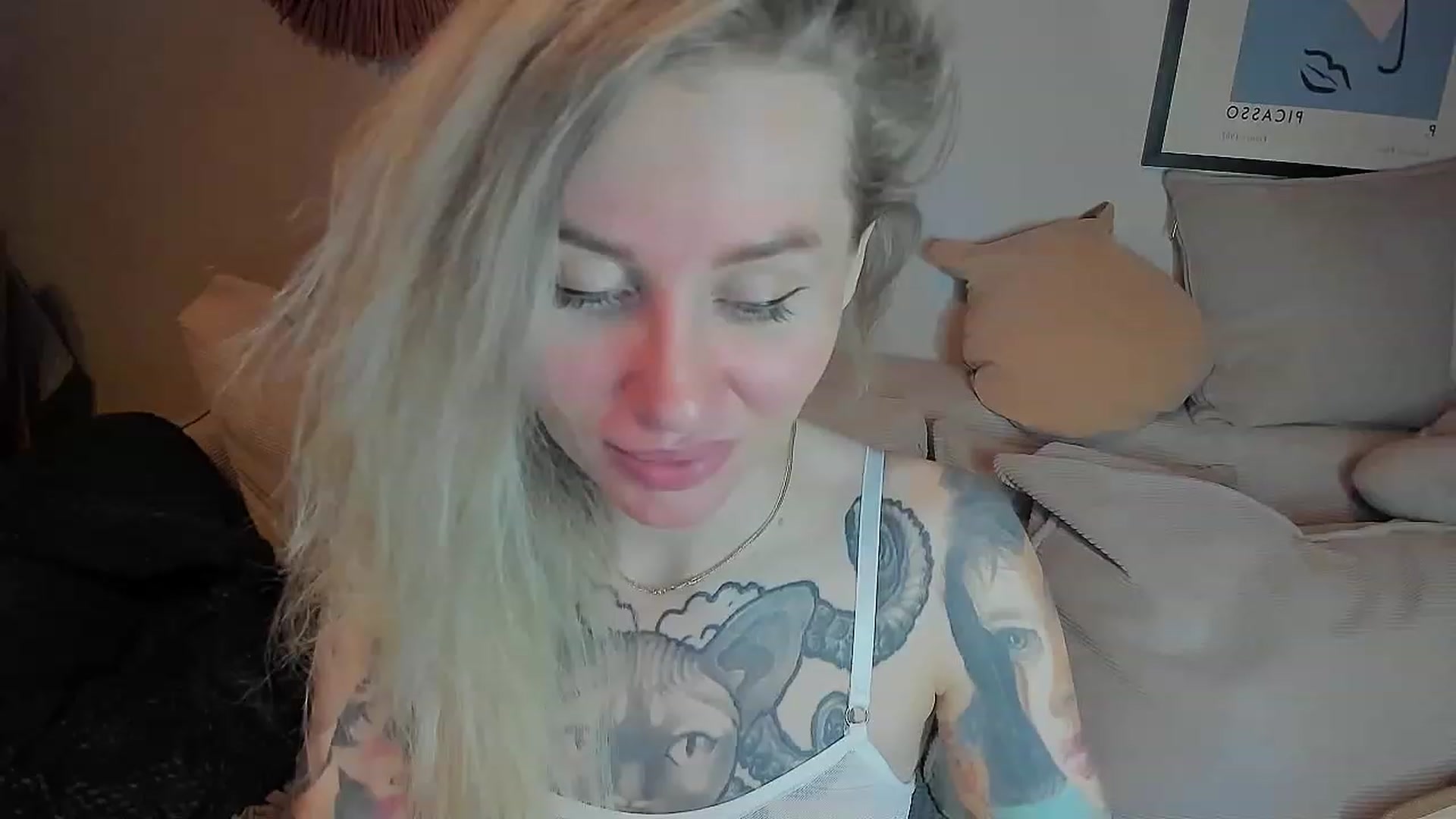 Gallery image thumbnail from Alexa_Smithhh's myfreecams stream on, 07/05/2023, 19:16 image 15 of 20