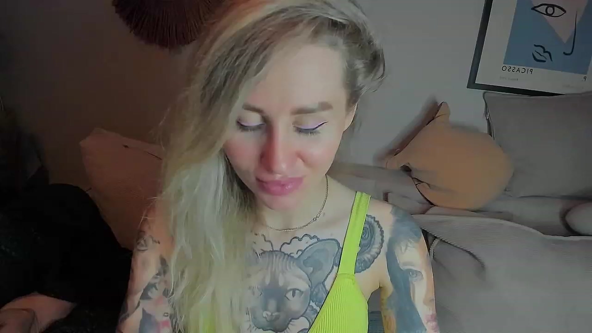 Gallery image thumbnail from Alexa_Smithhh's myfreecams stream on, 07/06/2023, 19:44 image 6 of 20