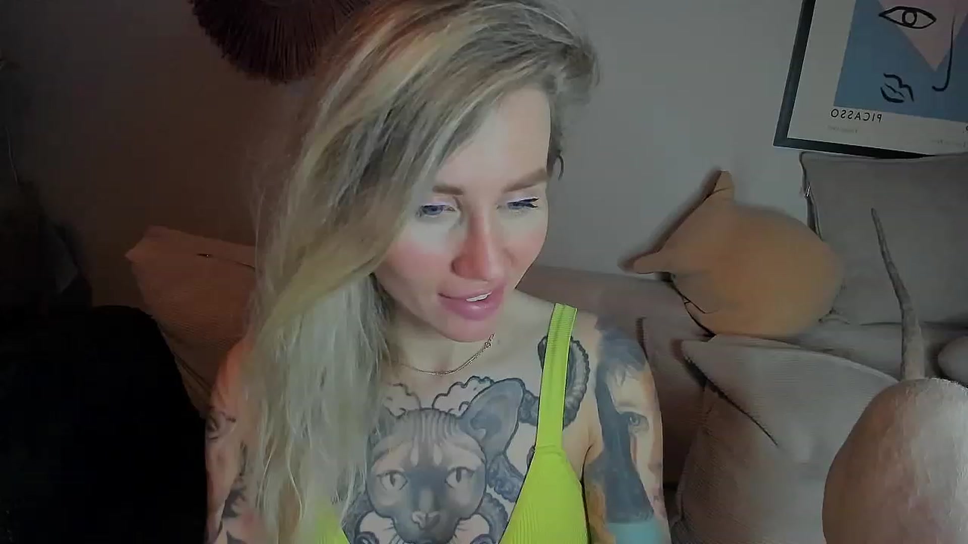Gallery image thumbnail from Alexa_Smithhh's myfreecams stream on, 07/06/2023, 19:44 image 17 of 20