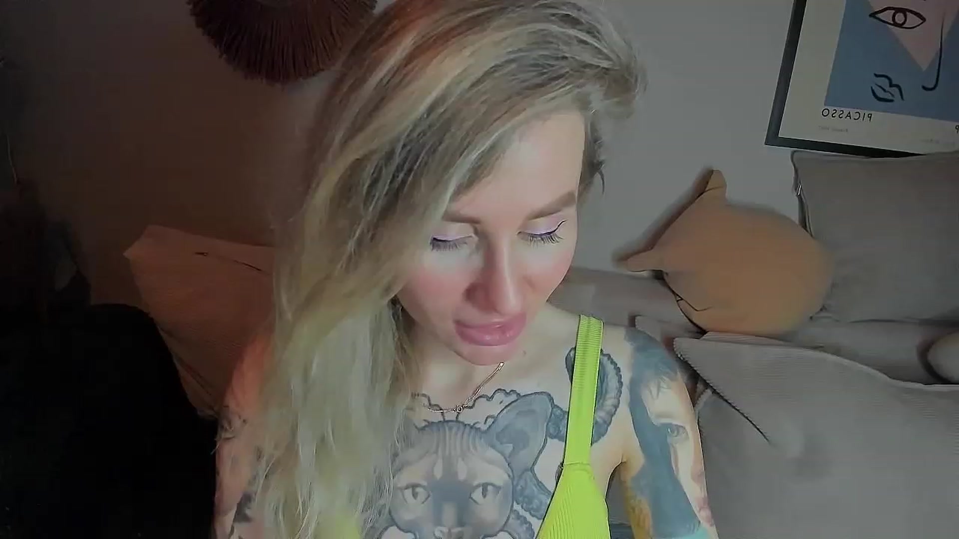 Gallery image thumbnail from Alexa_Smithhh's myfreecams stream on, 07/06/2023, 19:44 image 18 of 20