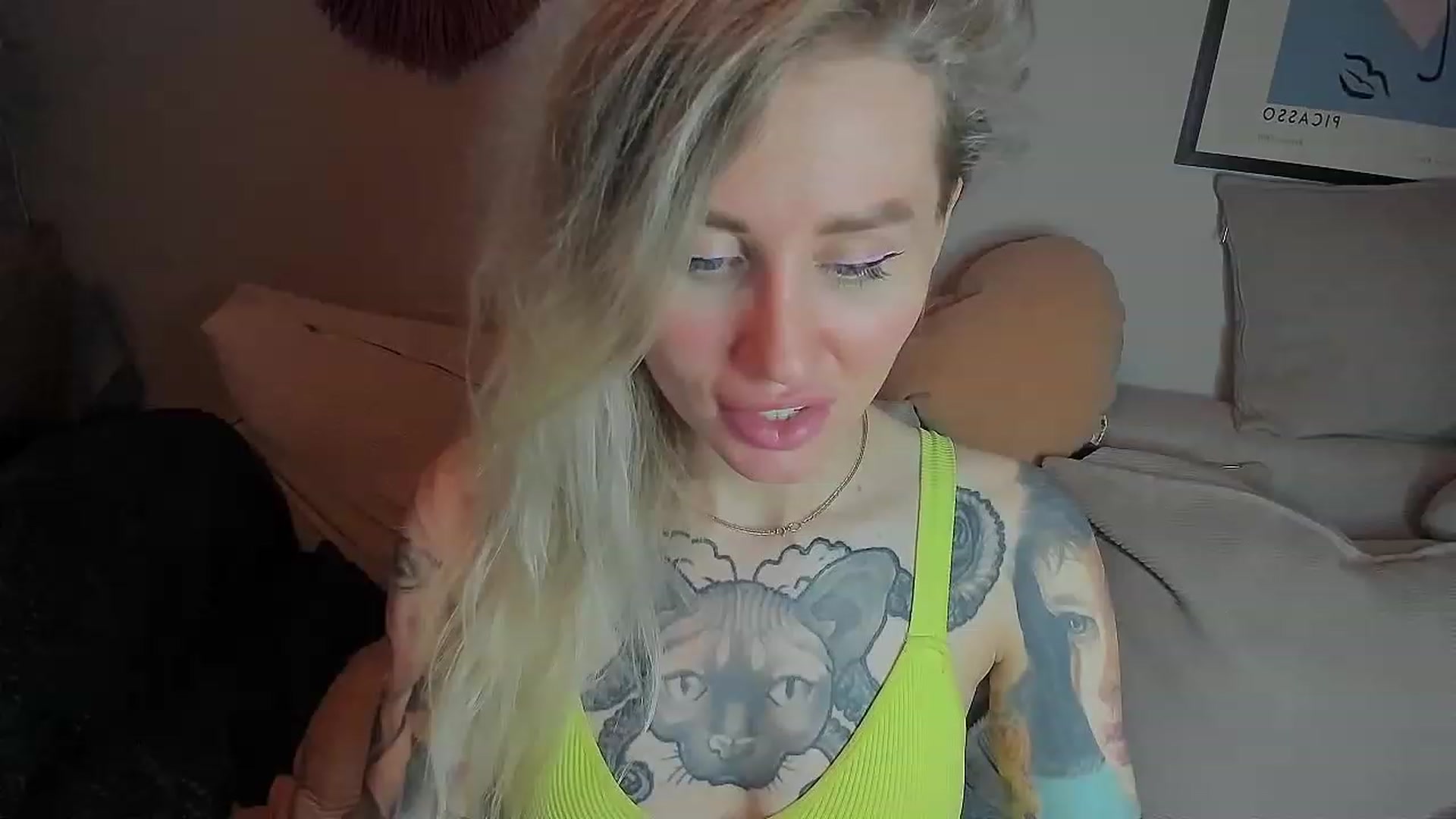 Gallery image thumbnail from Alexa_Smithhh's myfreecams stream on, 07/06/2023, 20:33 image 2 of 20