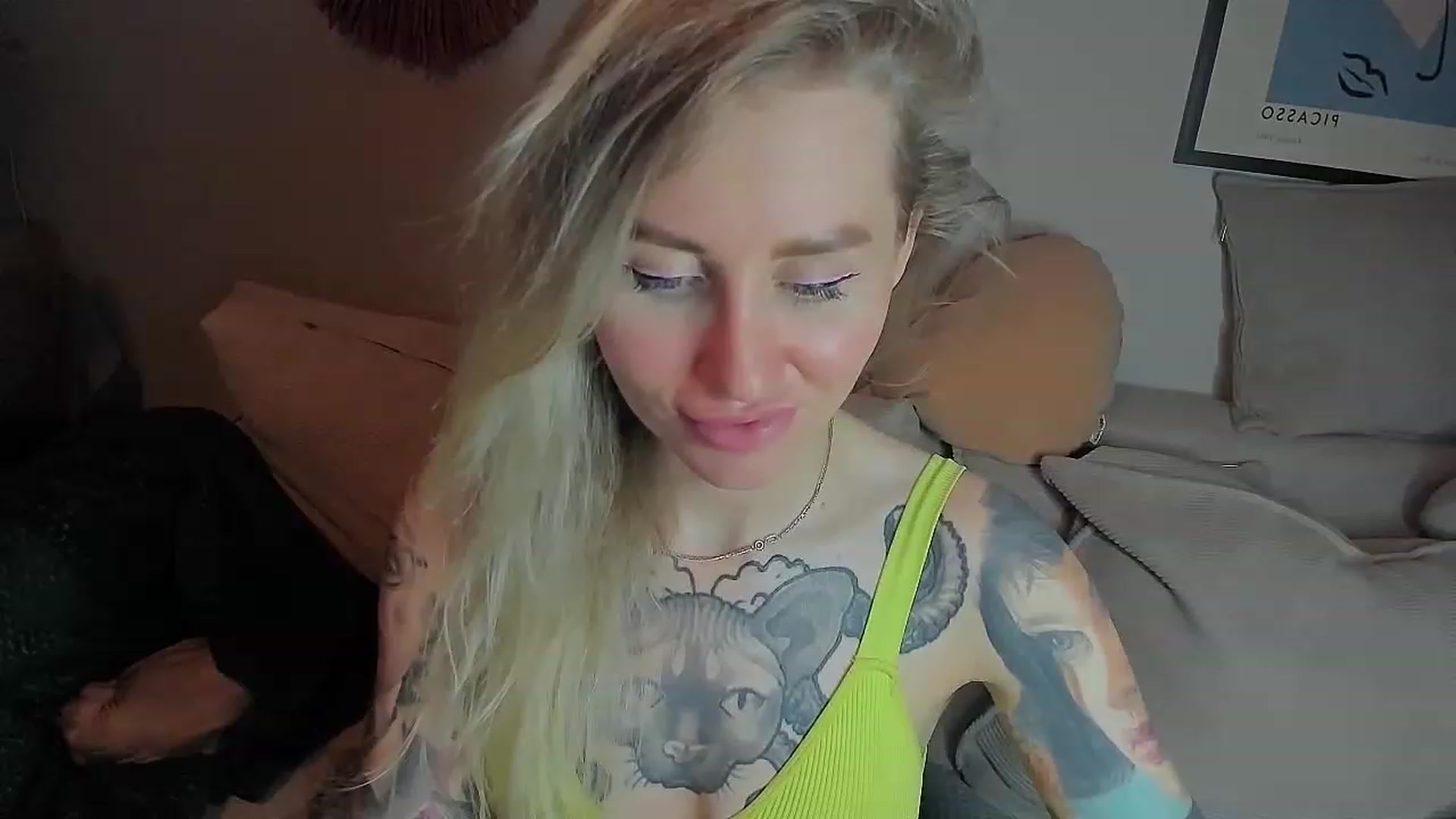 Gallery image thumbnail from Alexa_Smithhh's myfreecams stream on, 07/06/2023, 20:33 image 16 of 20