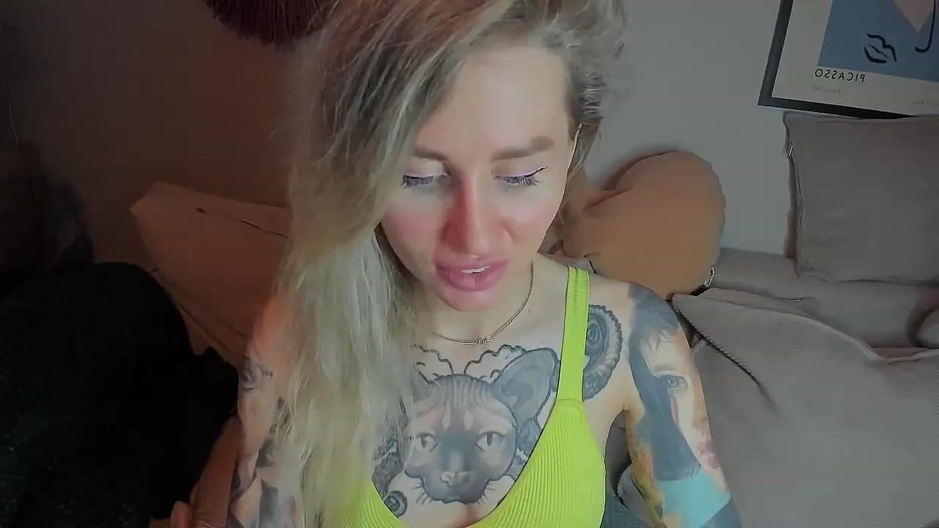 Gallery image thumbnail from Alexa_Smithhh's myfreecams stream on, 07/06/2023, 20:33 image 4 of 20