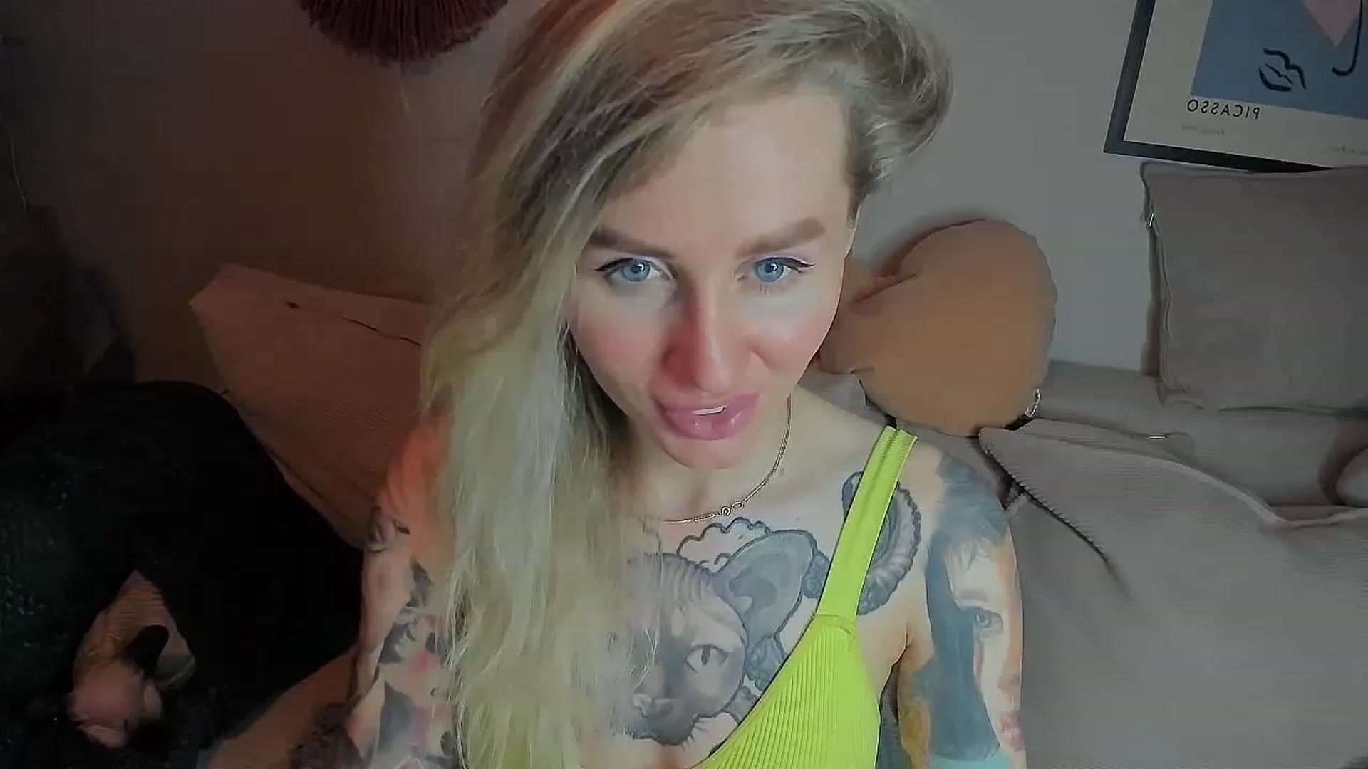 Gallery image thumbnail from Alexa_Smithhh's myfreecams stream on, 07/06/2023, 20:33 image 19 of 20